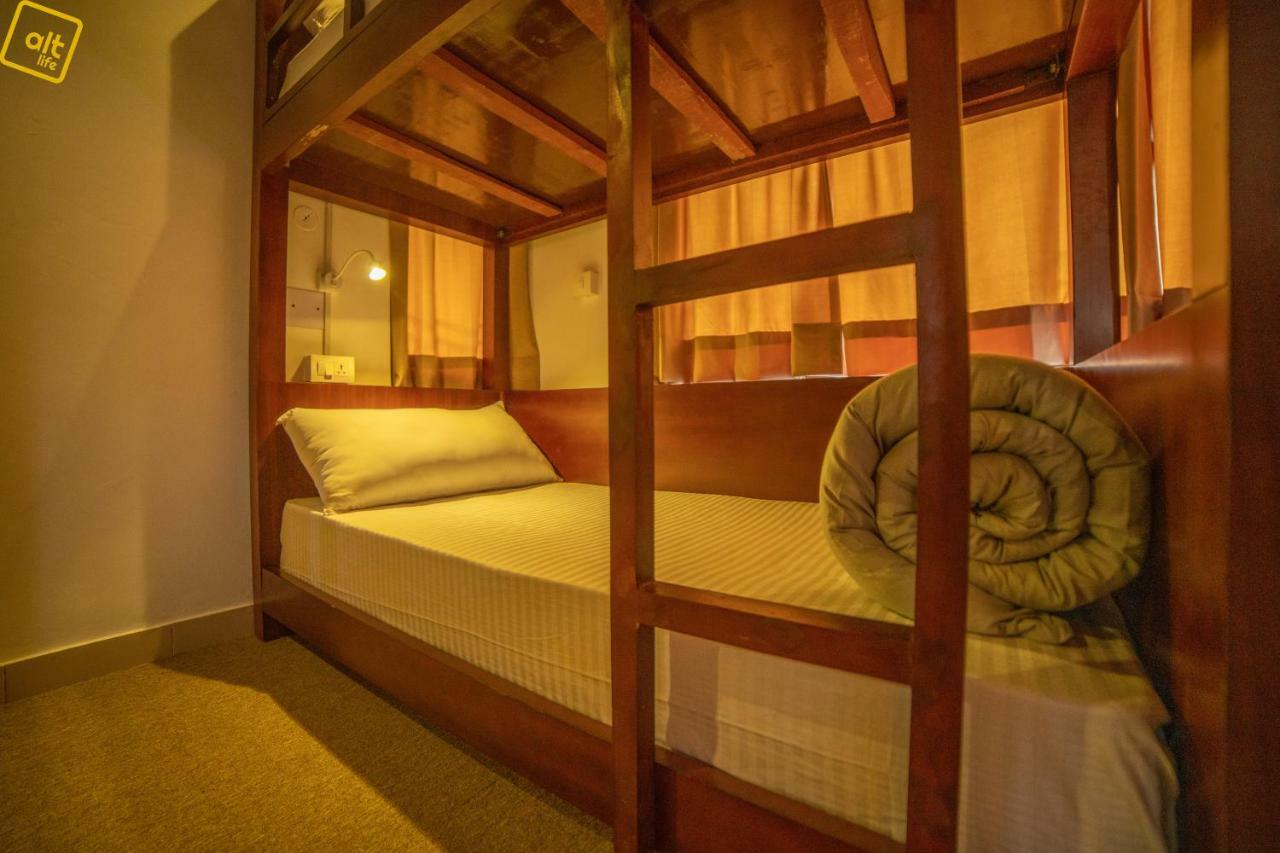 Alt Life - Dharamkot Hostel McLeod Ganj Exterior photo